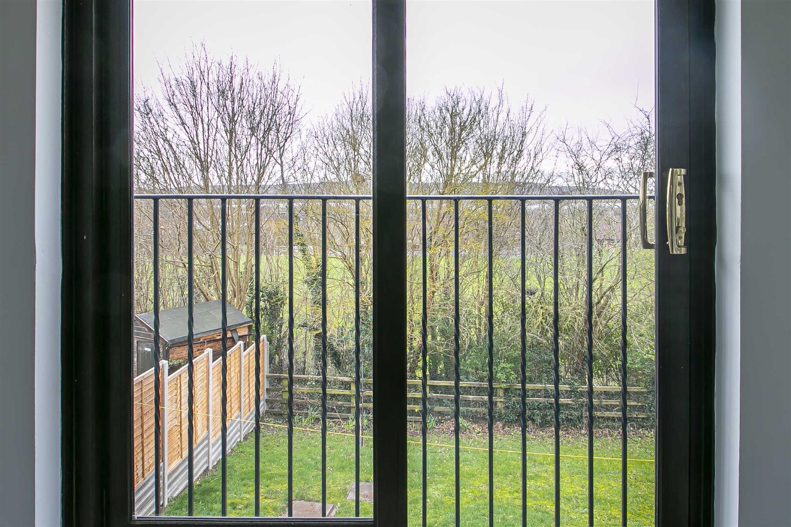 Dunchurch Dale, Walnut Tree, Milton Keynes